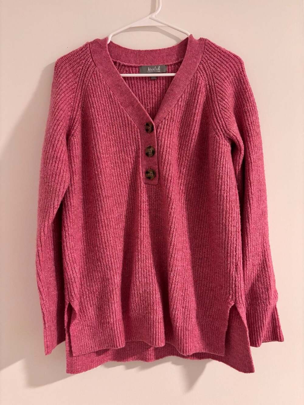 Marled Curated Clothing Ribbed Knit V-Neck Henley Sweater in Rose Pink